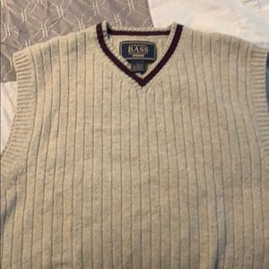 Sweater vest
